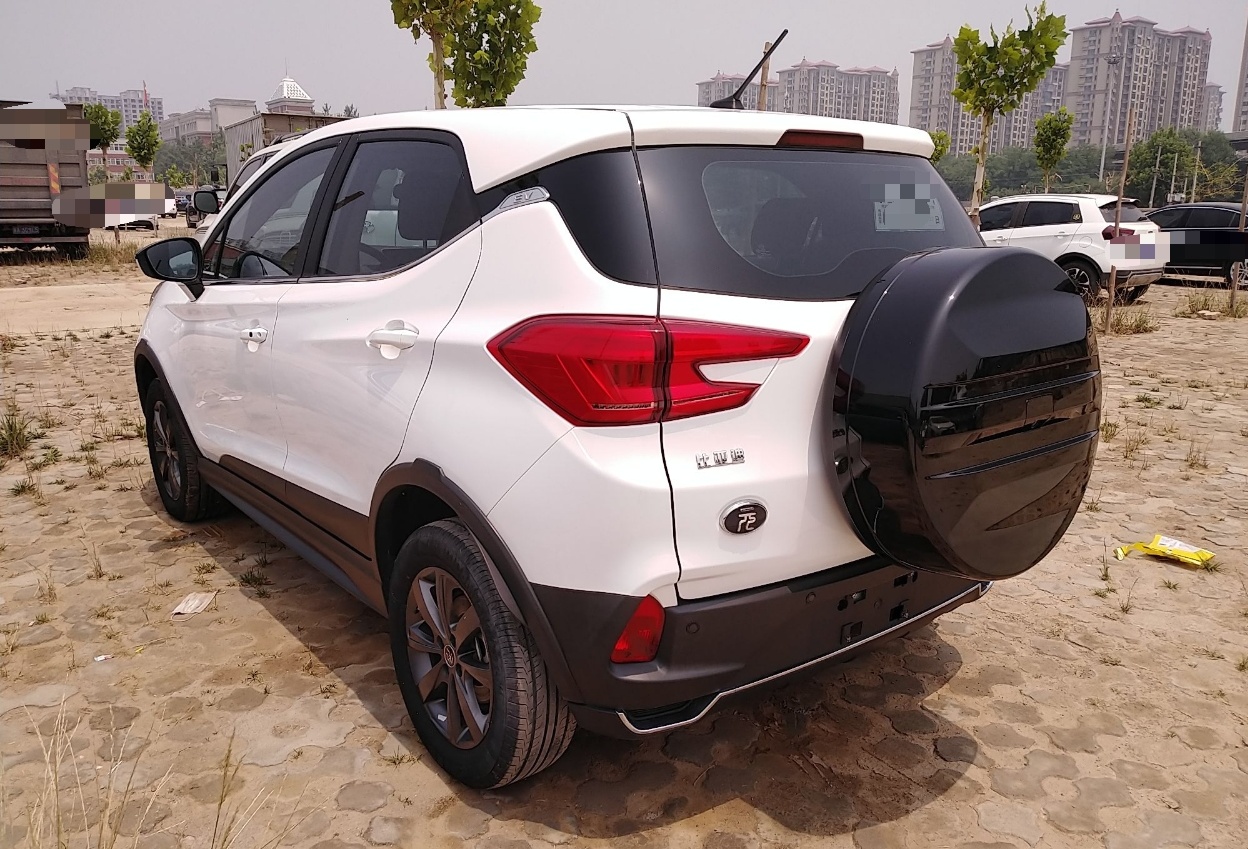 比亚迪 元新能源 2019款 EV535 智联领潮型