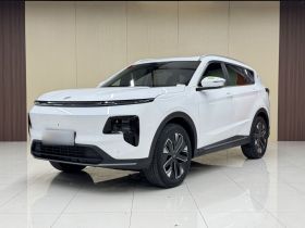 捷途山海L7 2024款 1.5T 120km  ULTRA 5座