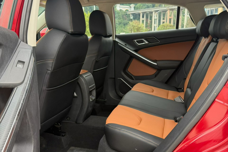 江铃 驭胜S330 2016款 1.5L GTDi 自动两驱时尚版中控内饰7007