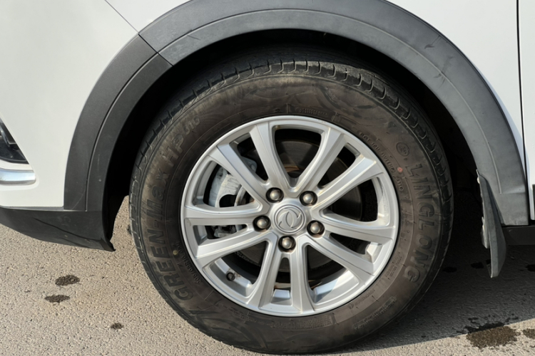 东风风行 风行SX6 2019款 1.6L 手动舒适型 国VI车身外观6001