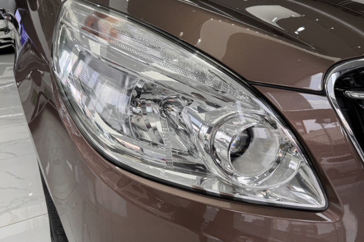 别克GL8 2018款 28T 尊贵型 国VI车身外观6005