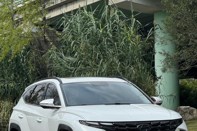 现代 2023款 途胜L 1.5T 自动两驱GLX精英版车身外观6006