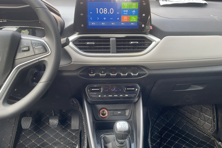 宝骏510 2017款 1.5L 手动时尚型局部细节16