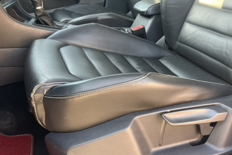 大众 高尔夫 2016款 230TSI 自动豪华型中控内饰7005