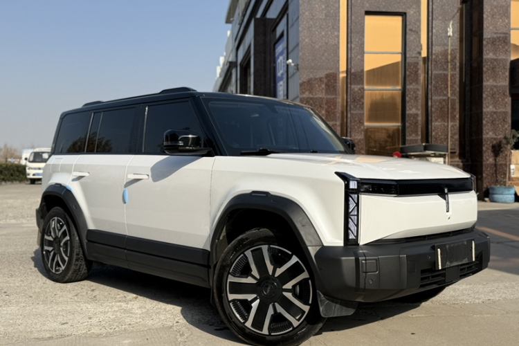 奇瑞iCAR 03 2024款 472km 四驱长续航版车身外观6008