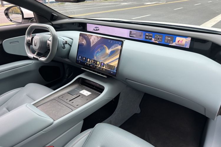 阿维塔12 2024款 700 三激光后驱奢享版中控内饰7006