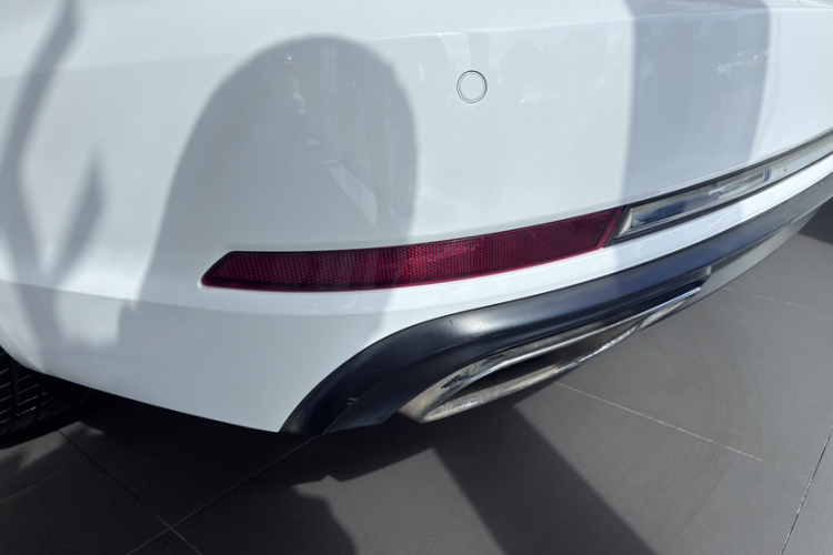 奥迪A4L 2019款 35 TFSI 进取型 国V局部细节9004