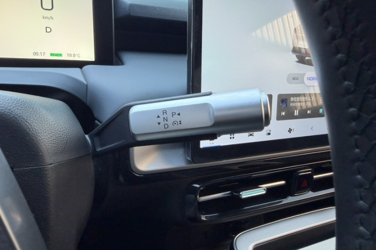 埃安 AION Y 2025款 Plus 510 智享版中控内饰7005