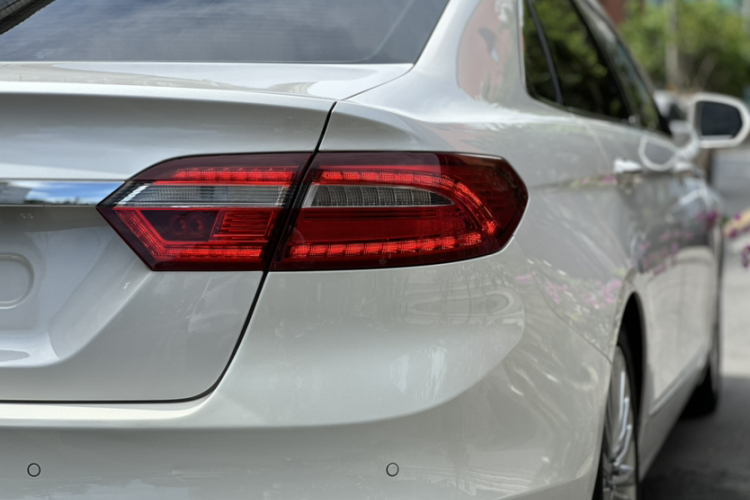 福特 金牛座 2018款 EcoBoost 245 卓越型 国V车身外观6010