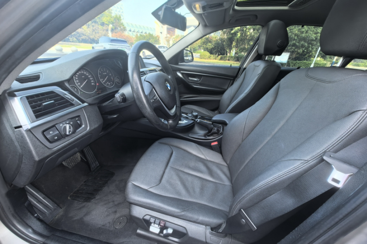 宝马3系 2016款 316Li 时尚型车身外观6005