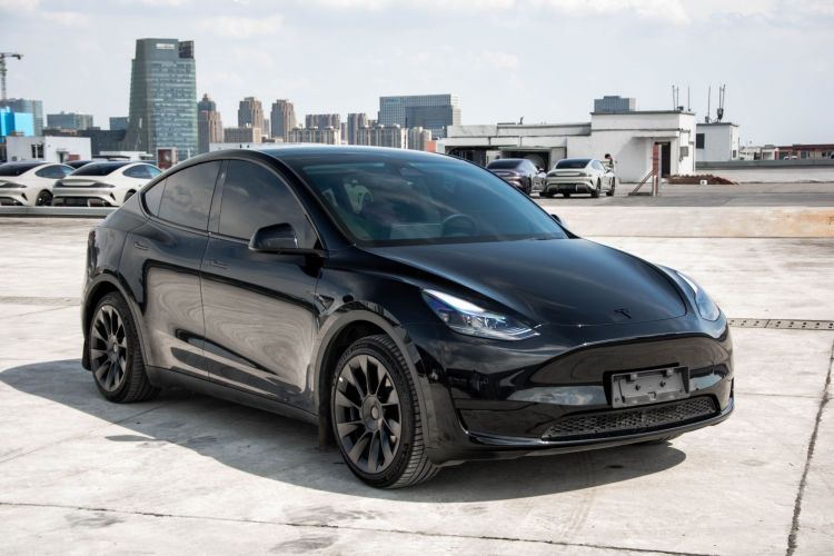 特斯拉 Model Y 2022款 后轮驱动版车身外观6004