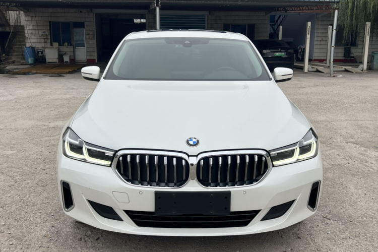 宝马6系GT 2021款 改款 630i 豪华设计套装车身外观6003