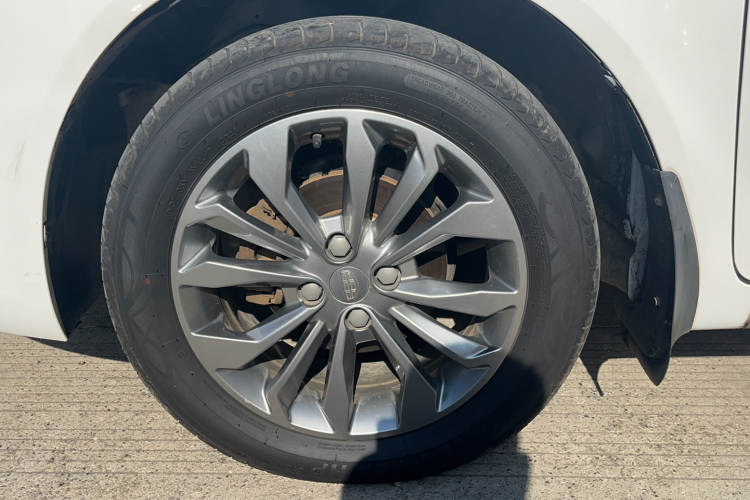 吉利汽车 远景 2017款 1.5L 自动幸福版局部细节9001