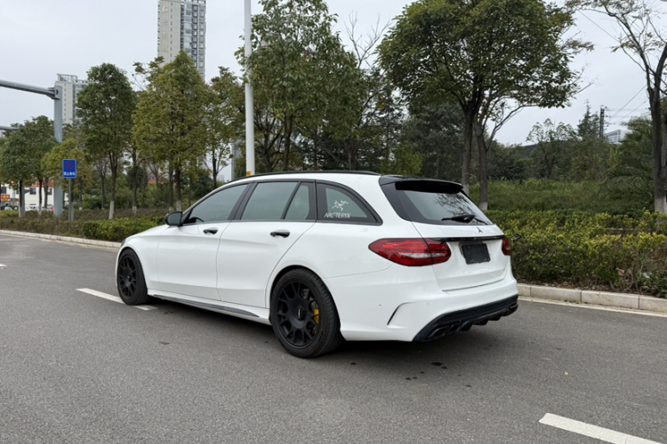 奔驰C级(进口) 2018款 C 200 旅行轿车车身外观6004