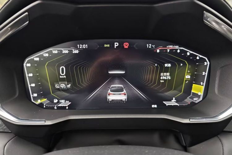 领克05 2022款 2.0TD 两驱耀Halo局部细节14