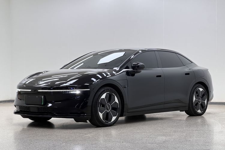 极氪007 2024款 四驱版 75kWh车身外观6003