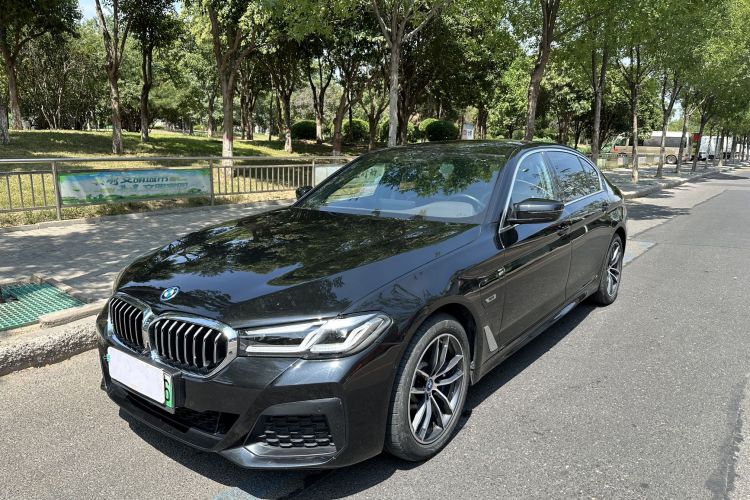 宝马5系新能源 2022款 改款二 535Le 先锋版M运动套装局部细节36