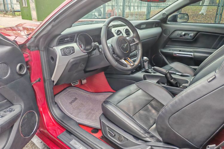 福特Mustang（平行进口）中控内饰7001