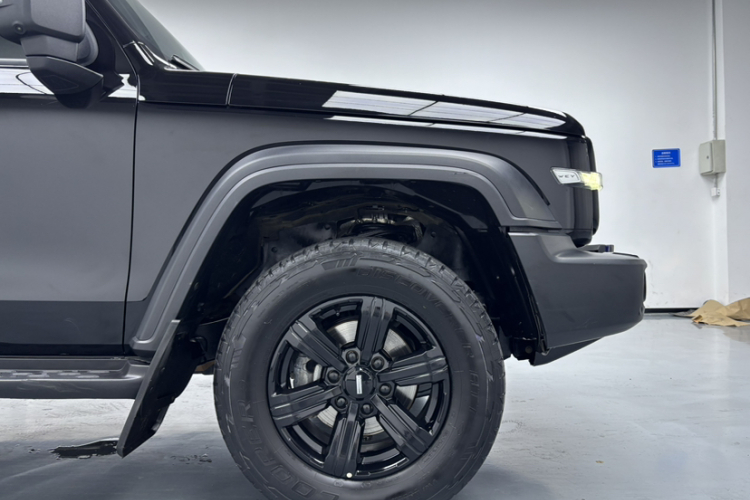 坦克300 2021款 越野版 2.0T 征服者车身外观6005