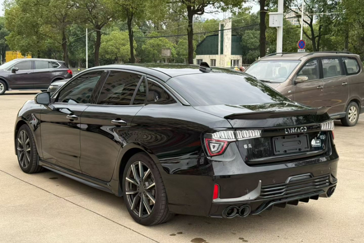 领克03 2022款 03+ 2.0TD 自动驭风版车身外观6006