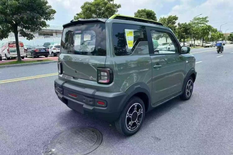 吉利银河 2025款 210km 熊猫骑士车身外观6007