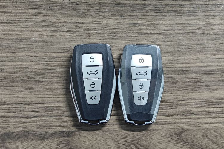 吉利几何G6 2022款 480 新智型中控内饰7001