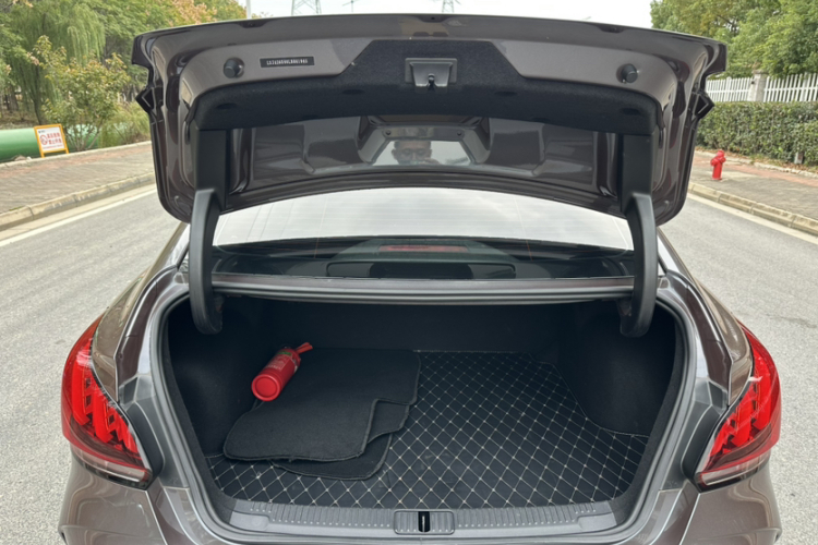 名爵 MG5 2021款 300TGI DCT青奢旗舰版局部细节23