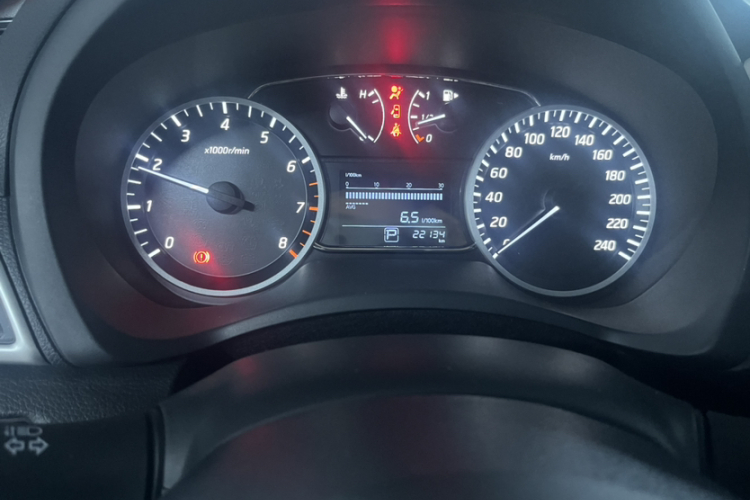 日产 轩逸 2024款 经典 1.6XE CVT舒适版中控内饰15