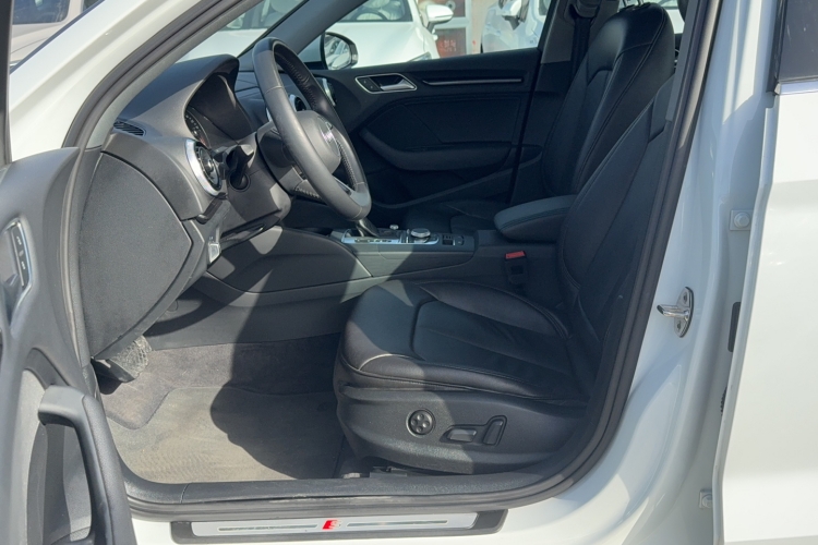 奥迪A3 2019款 Limousine 35 TFSI 时尚型 国V局部细节19