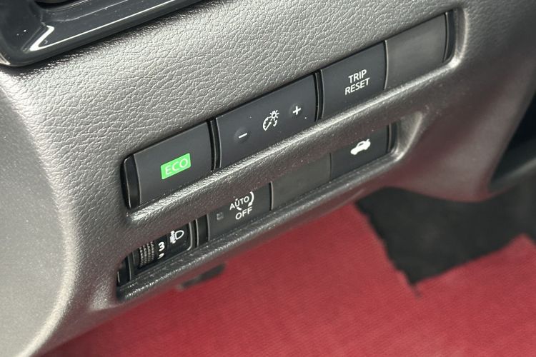 日产 轩逸 2021款 1.6L XL CVT悦享版中控内饰7015