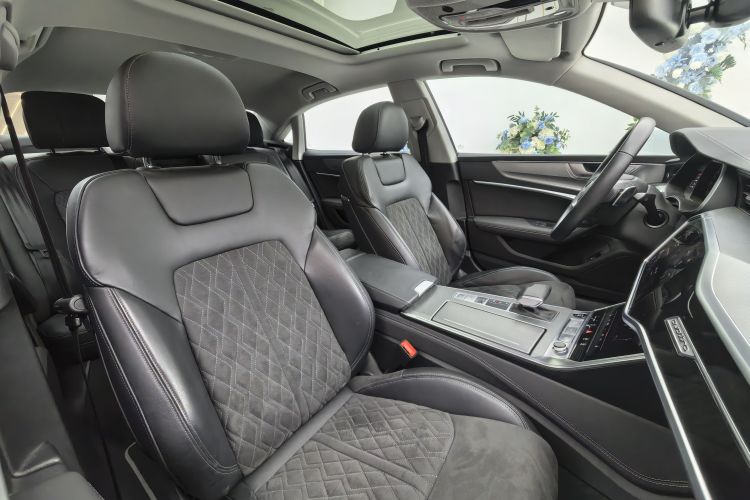 奥迪A7L 2024款 45 TFSI quattro 奢享型局部细节41