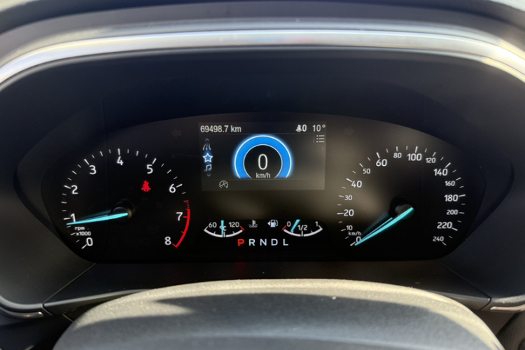 福特 福克斯 2020款 两厢 EcoBoost 180 自动锋潮型中控内饰15