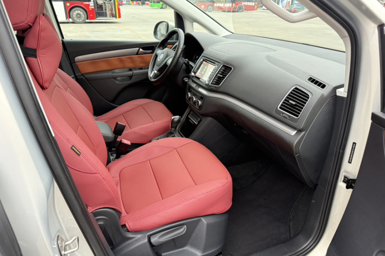 大众 夏朗 2013款 2.0TSI 标配型中控内饰7005