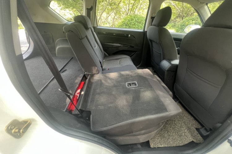 陆风X8 2014款 探索版 2.4L 汽油4X4豪华型中控内饰7006