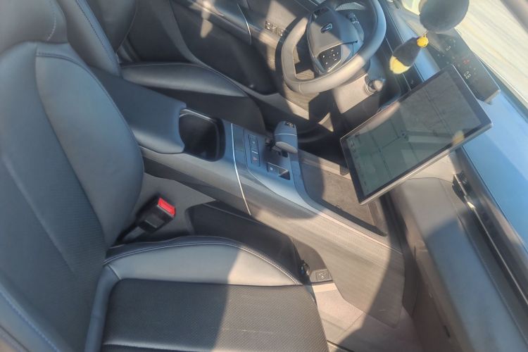 长安 逸达 2023款 蓝鲸NE 1.5T GDI DCT尊享型局部细节41