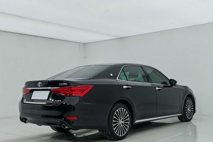 丰田 皇冠 2018款 2.0T 运动版车身外观6004