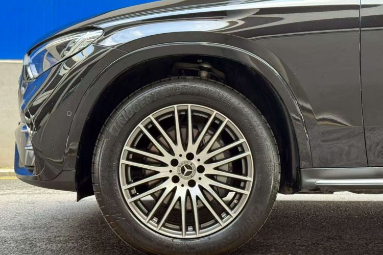 奔驰GLC 2023款 GLC 300 L 4MATIC 动感型 7座车身外观6003