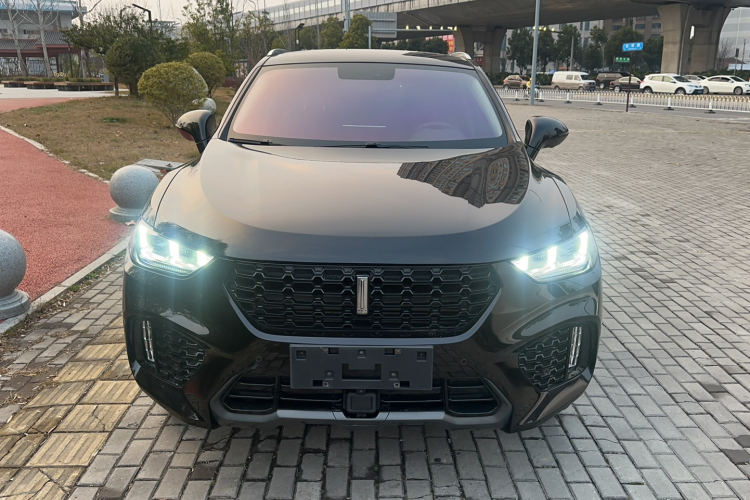 魏牌 VV5 2019款 1.5T 两驱颜先锋车身外观6001