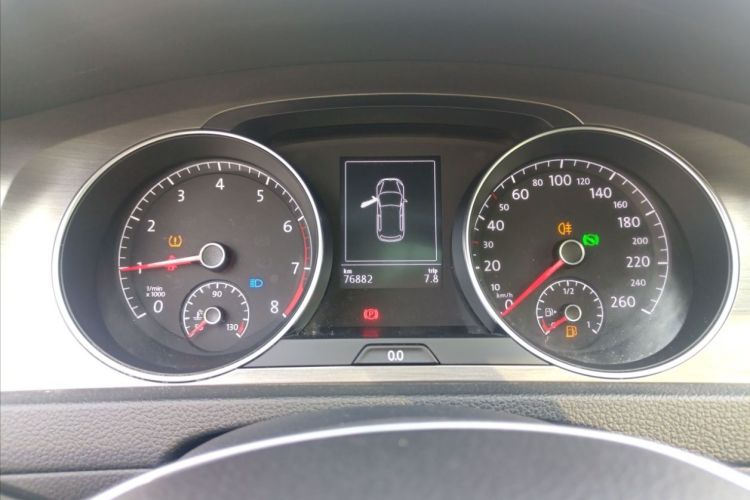 大众 高尔夫 2016款 1.6L 自动舒适型中控内饰15