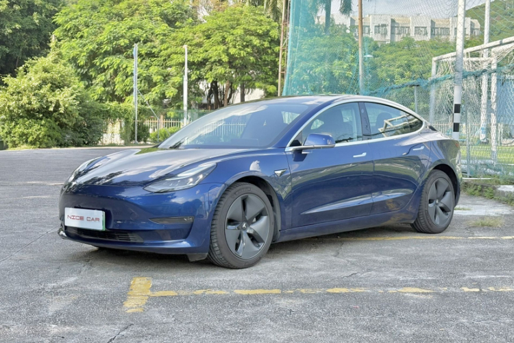 特斯拉 Model 3(进口) 2019款 长续航全轮驱动版车身外观1