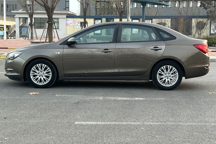 别克 英朗 2015款 15N 自动精英型车身外观6010