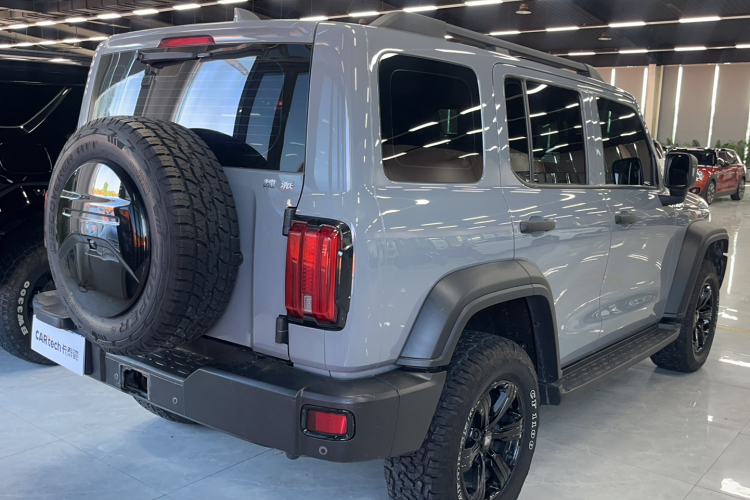 坦克300 2021款 越野版 2.0T 征服者车身外观6001