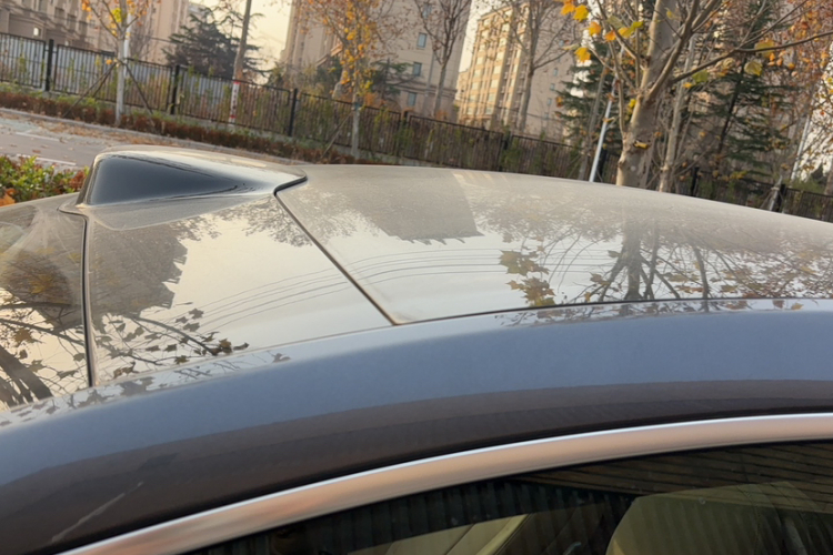 鸿蒙智行 智界R7 2025款 增程 331km Ultra局部细节57