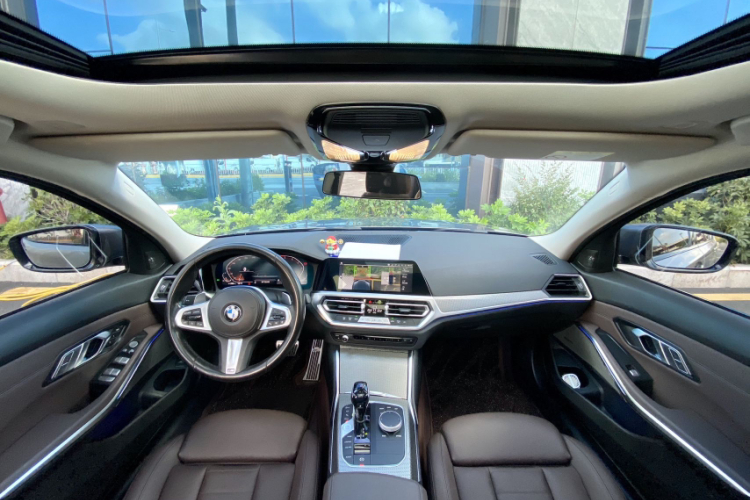 宝马3系 2021款 改款 325Li M运动曜夜套装中控内饰7003