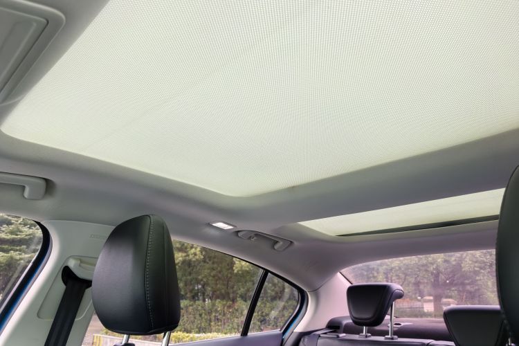 福特 福克斯 2020款 三厢 EcoBoost 180 自动锋耀型中控内饰7010