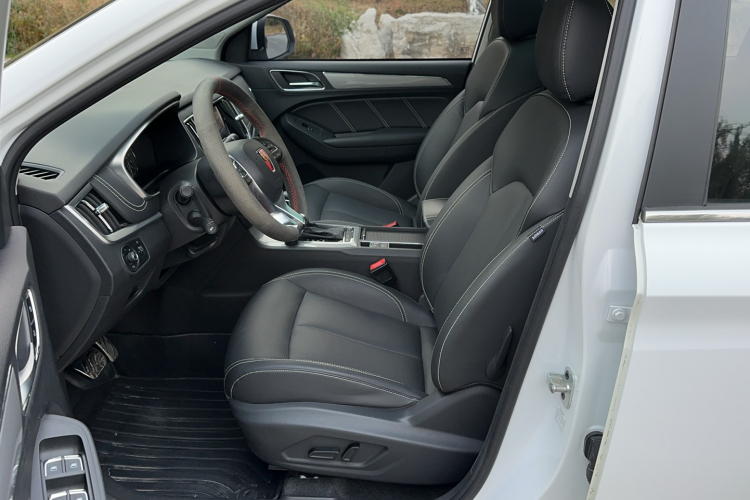 荣威RX5 2020款 20T 自动Ali智联网超越智臻版局部细节19