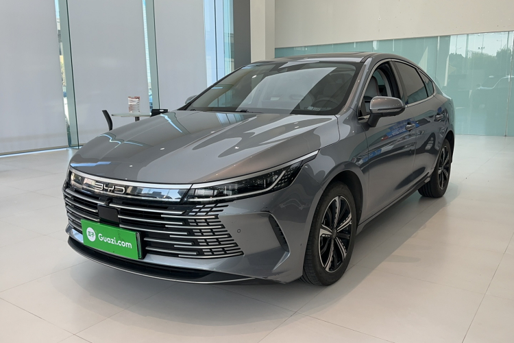 比亚迪 驱逐舰05 2023款 冠军版 DM-i 120KM 旗舰型车身外观1