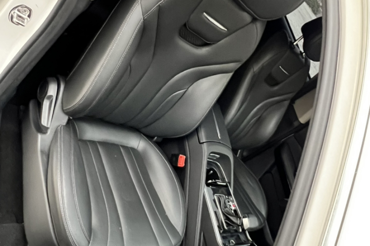 众泰T600 2019款 1.5T 自动豪华型中控内饰7004