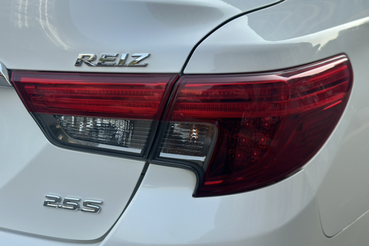 丰田 锐志 2013款 2.5S 菁锐版车身外观6002