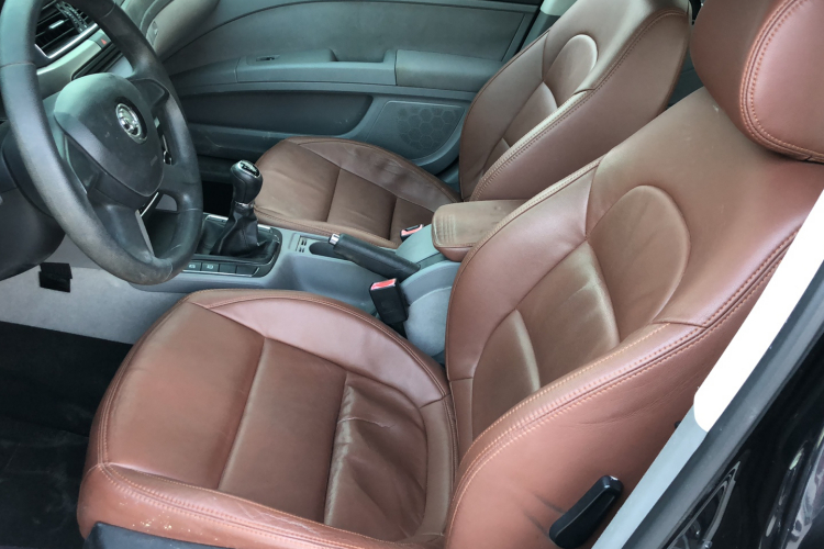 斯柯达 速派 2013款 1.4TSI 手动绅仕版局部细节9002